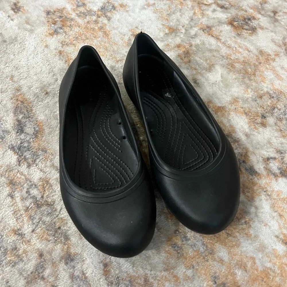 CROCS Brooklyn Flat Black Size 9